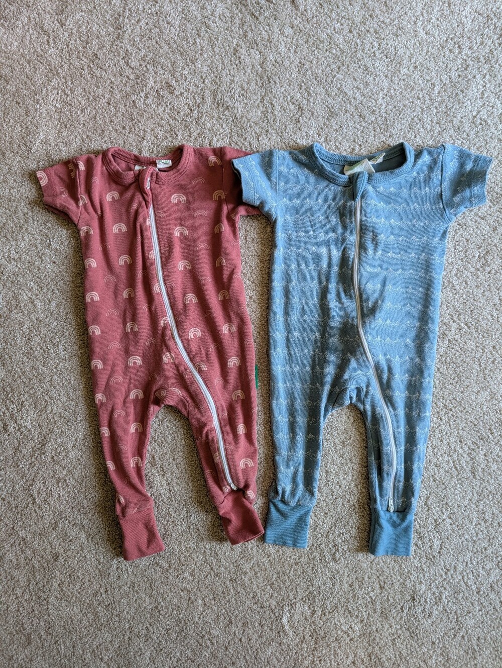 3-6 Month Organic Print 2-Way Zip Romper - Short Sleeve | Rainbow Waves